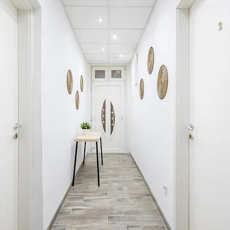 Appartamento Cosy At Very Location With Aircon