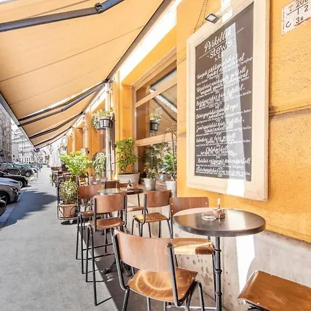 Cosy At Very Location With Aircon Appartamento *